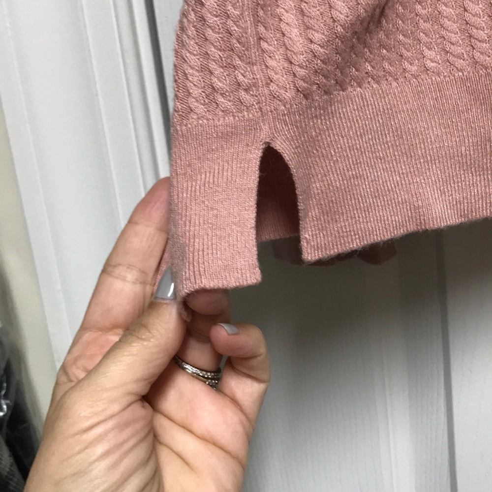H&M sweater - Picture 3 of 3